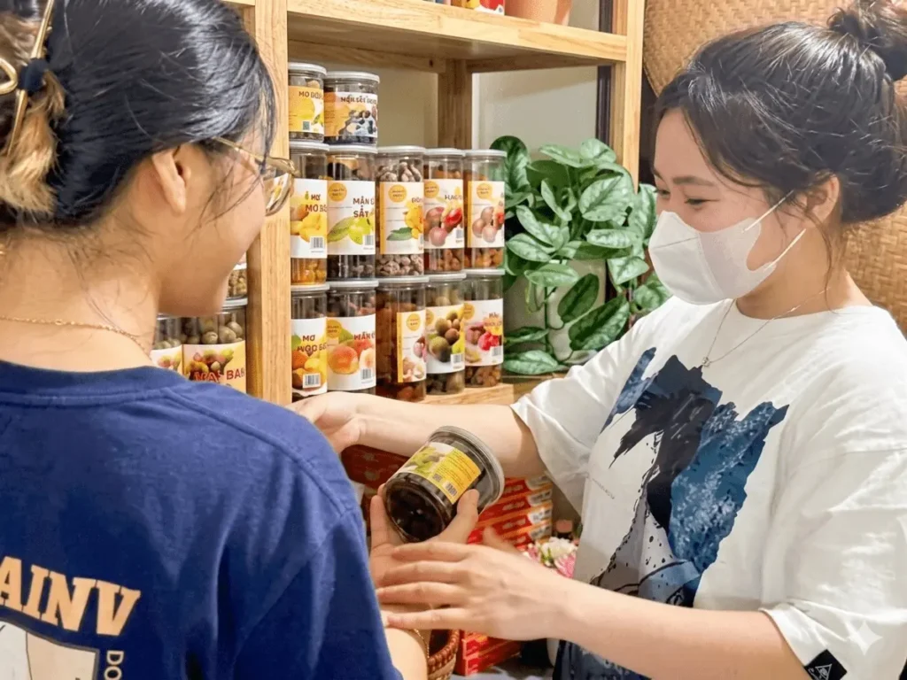 Ô mai Hà Nội- Thịnh Quang bánh mứt Ô mai Hà Nội